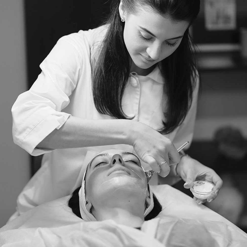 Cosmetology-and-Beauty-Course